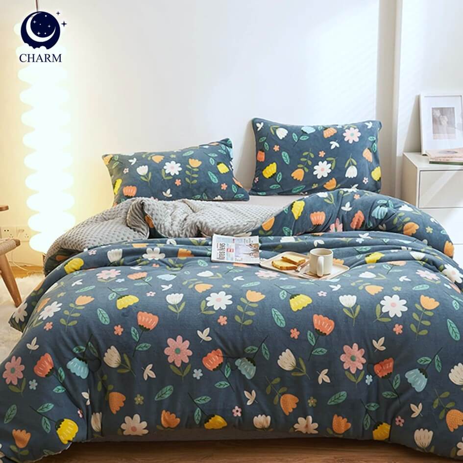 ชุดผ้าปูที่นอน 6 ฟุต 6 ชิ้น CHARM รุ่น CLASSIC ลาย GREEN GARDEN